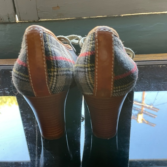 VIVIENNE WESTWOOD for Nine West TARTAN PLAID Fabric & Leather Tie Heels Size 9.5 - Picture 9 of 11